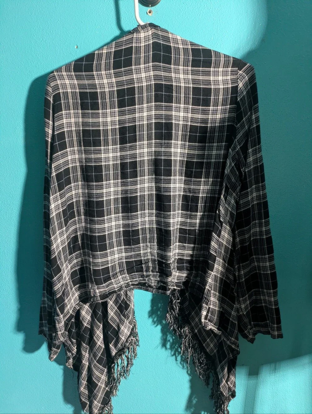 Torrid Plaid Fringe Cardigan - Size‎ 00 🖤